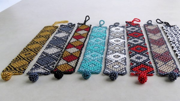 african beaded bracelet flat mixed colours 3