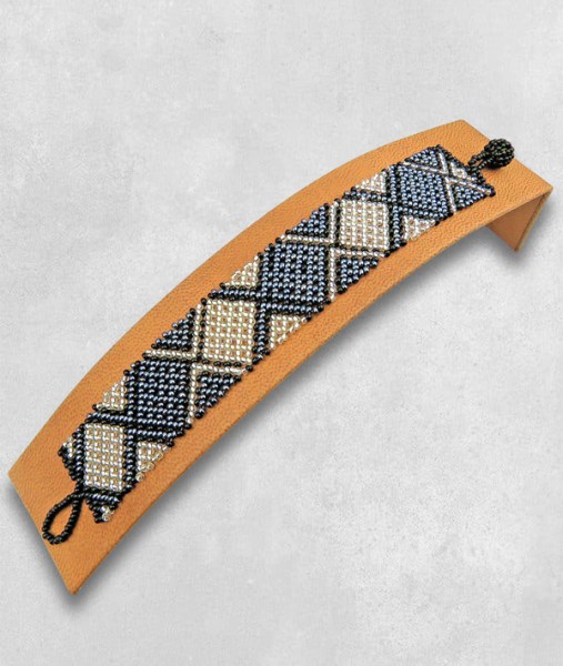 african beaded bracelet flat silver metallic grey1