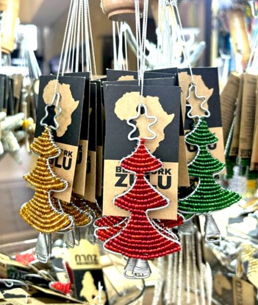 african beaded christmas tree 2 zulu beadwork4
