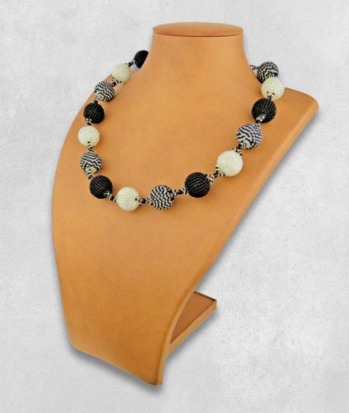 african beaded necklace bobble silver black