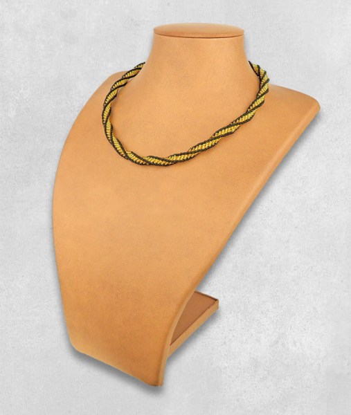 Beaded Necklace Twisted Gold Black