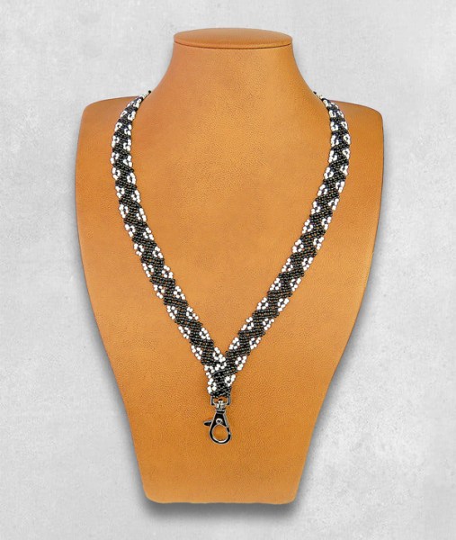 beaded lanyard zigzag black white3