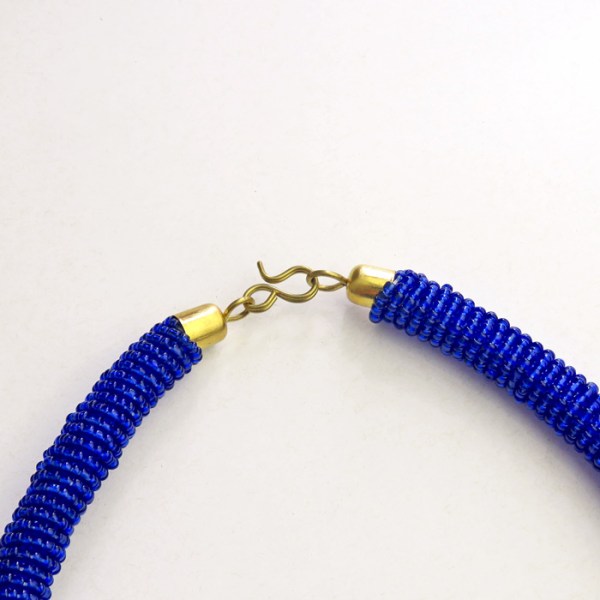 dark blue sizani necklaceback clasp6