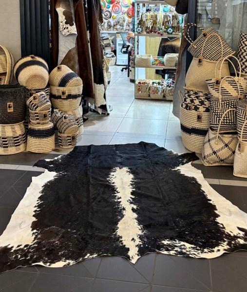 Nguni Hides Durban Black White AA6349